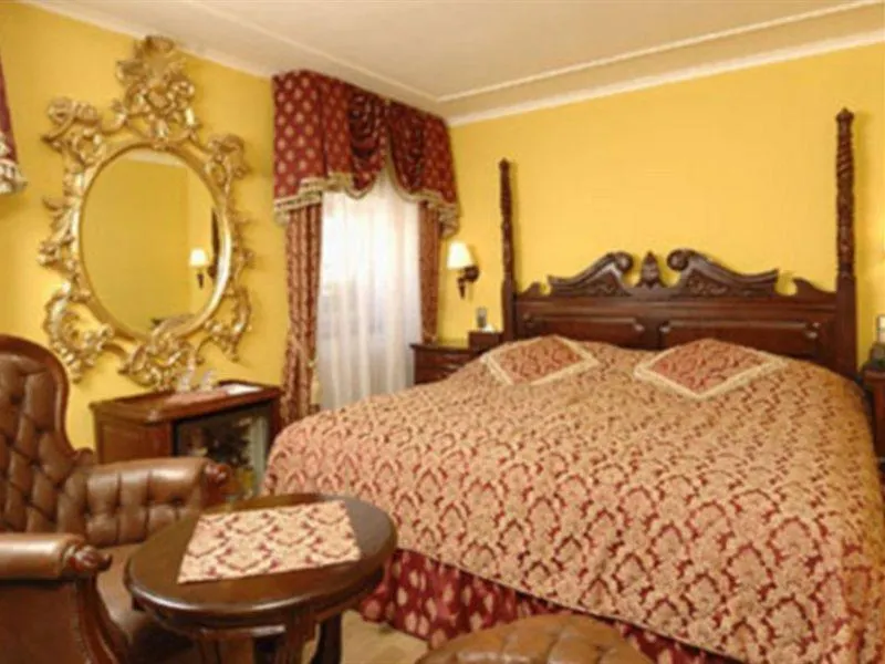 Hotel U Prince Prague By Bhg