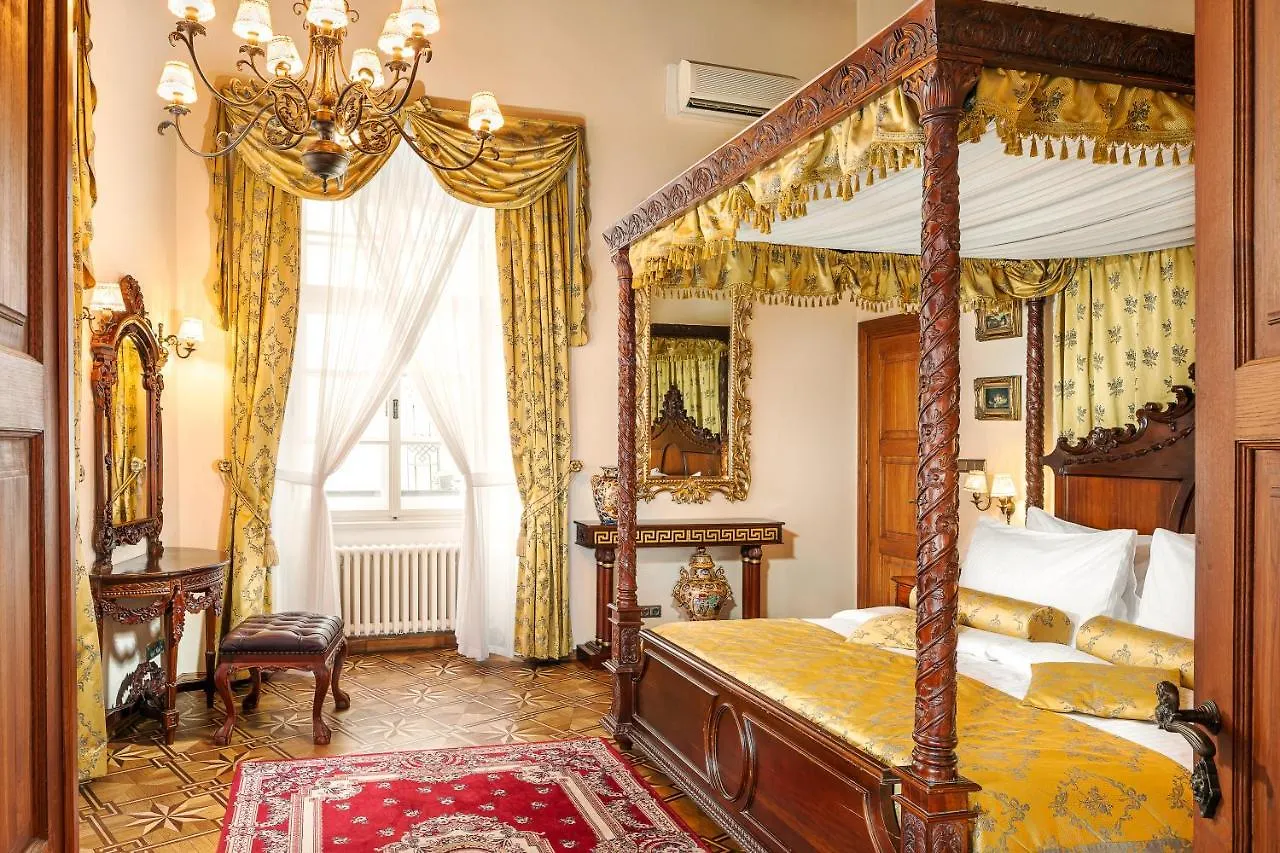 Hotel U Prince Prague By Bhg